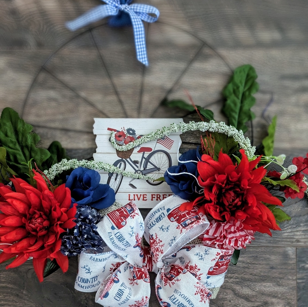 "Live Free" wheel wreath - Picture 8 of 15